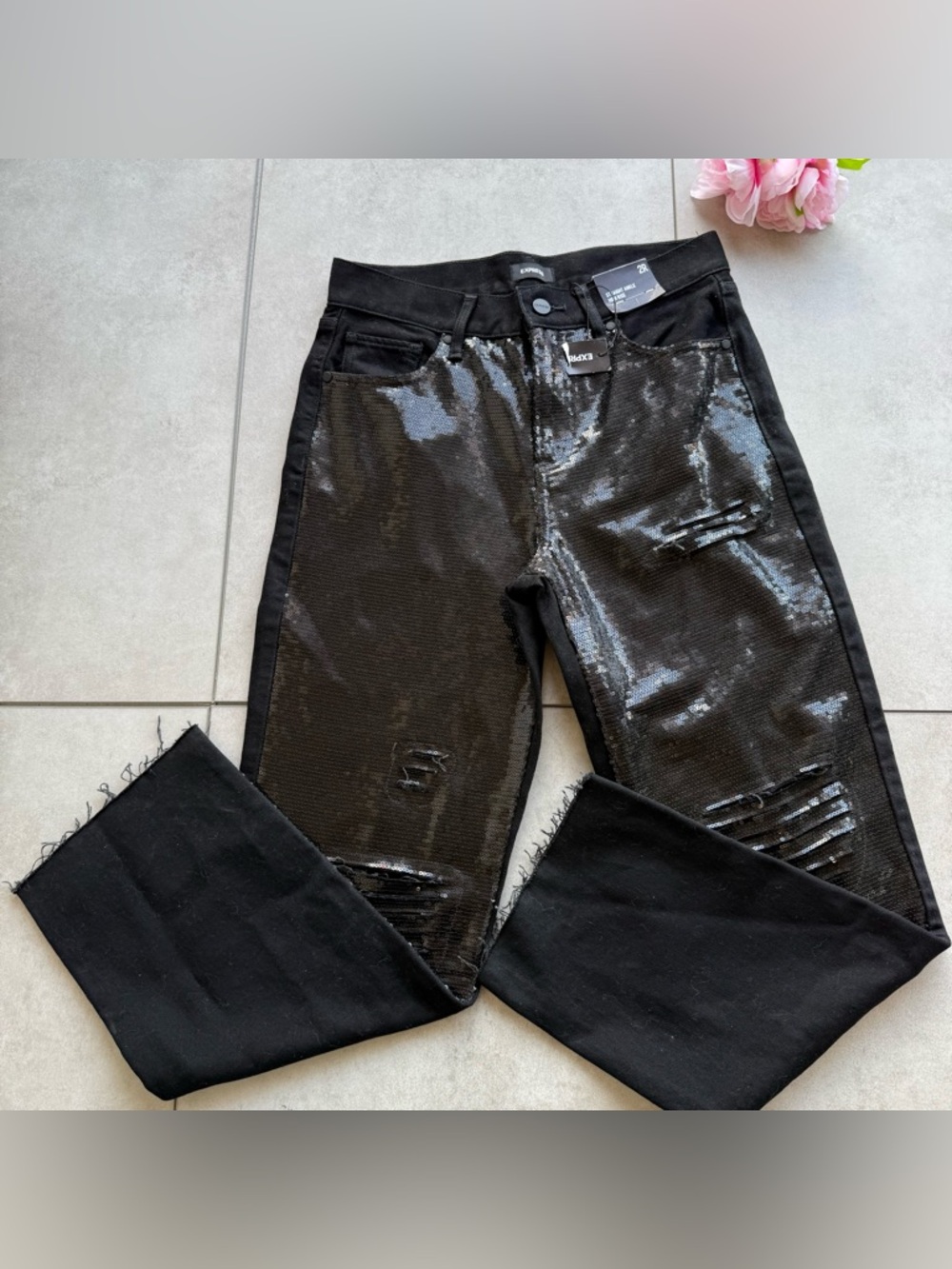 Express Black High-Rise Sequin Distressed Jeans SZ 2 R straight ankle cotton NWT